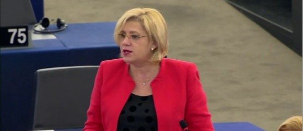 corina-cretu